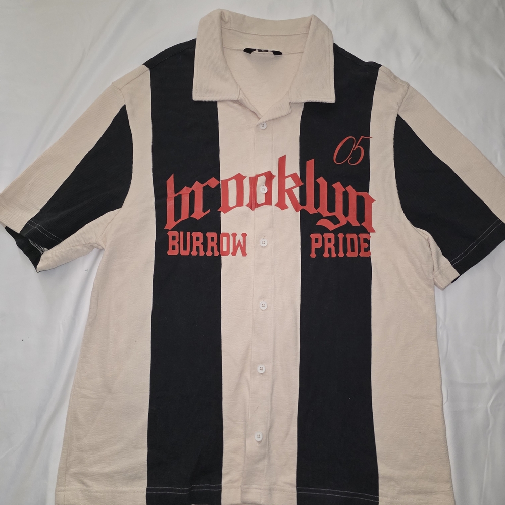 Fashion Nova Black and Cream Striped Shirt with Red Accents